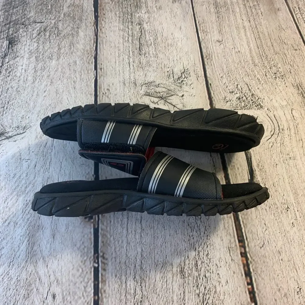 C9 BY CHAMPION Boy’s Black/Silver/Red Slide Ons Cushion Insole / Size: Small 13